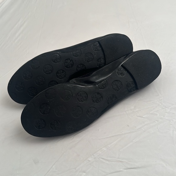 Tory Burch Reva black patent leather round medallion logo travel flat shoes - Picture 5 of 9